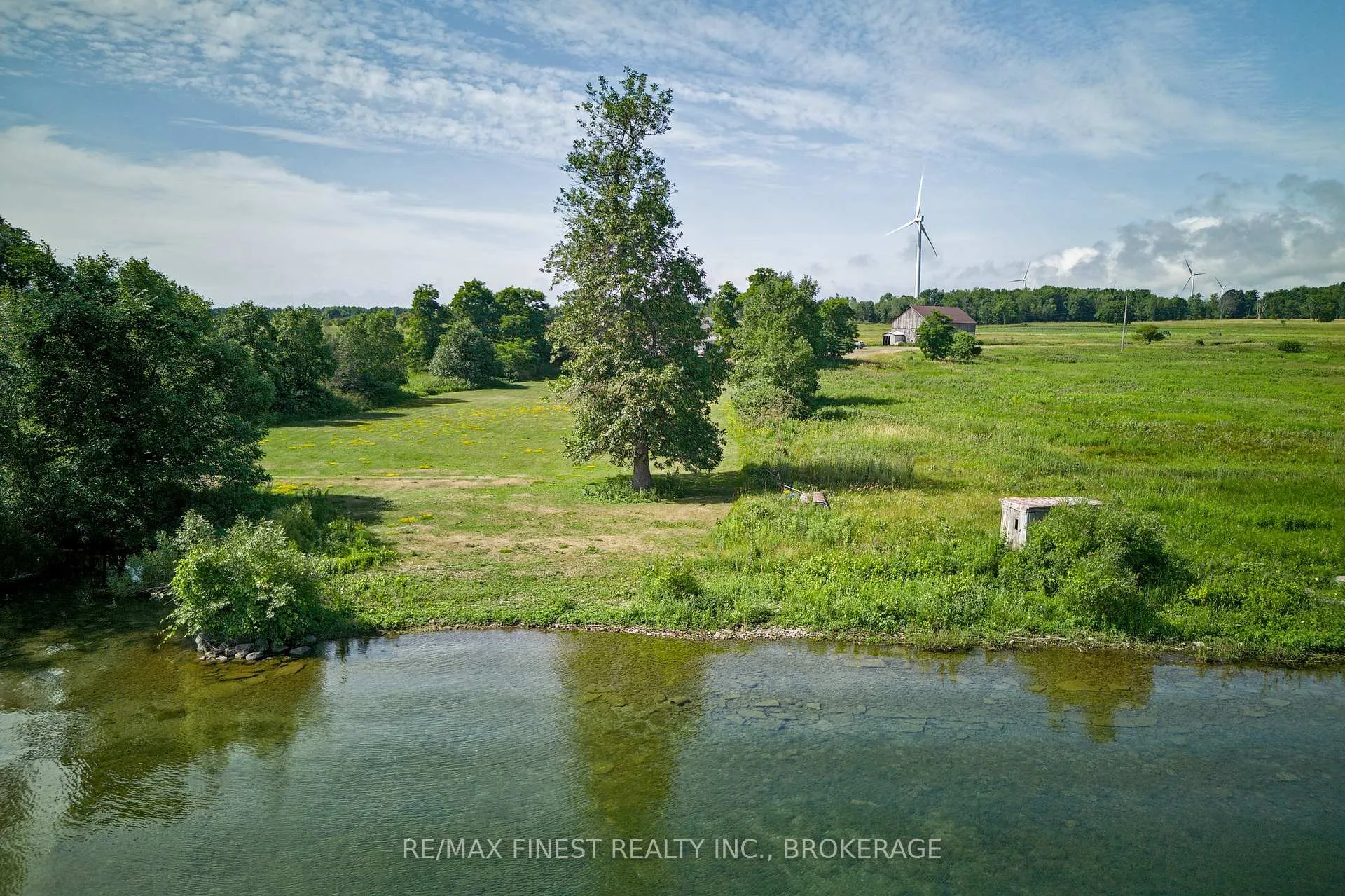 Photo 40 of 10 Front Road, Loyalist, Lennox and Addington - South — HOMEH
