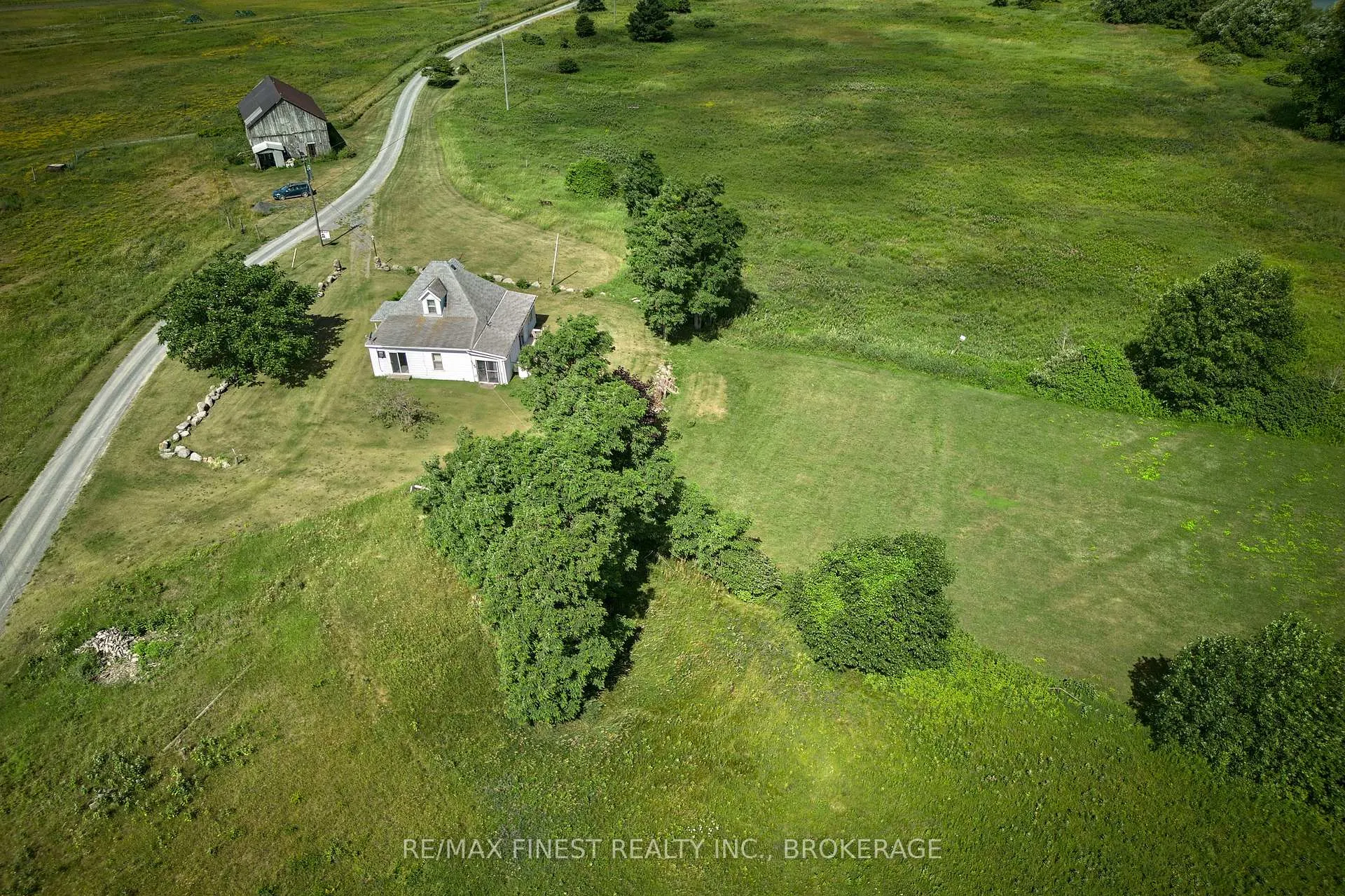 Photo 52 of 10 Front Road, Loyalist, Lennox and Addington - South — HOMEH