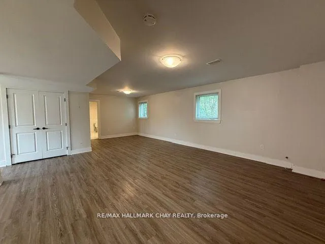 Photo 6 of Unit B, 893B Frederick Street, Innisfil, Rural Innisfil — HOMEH