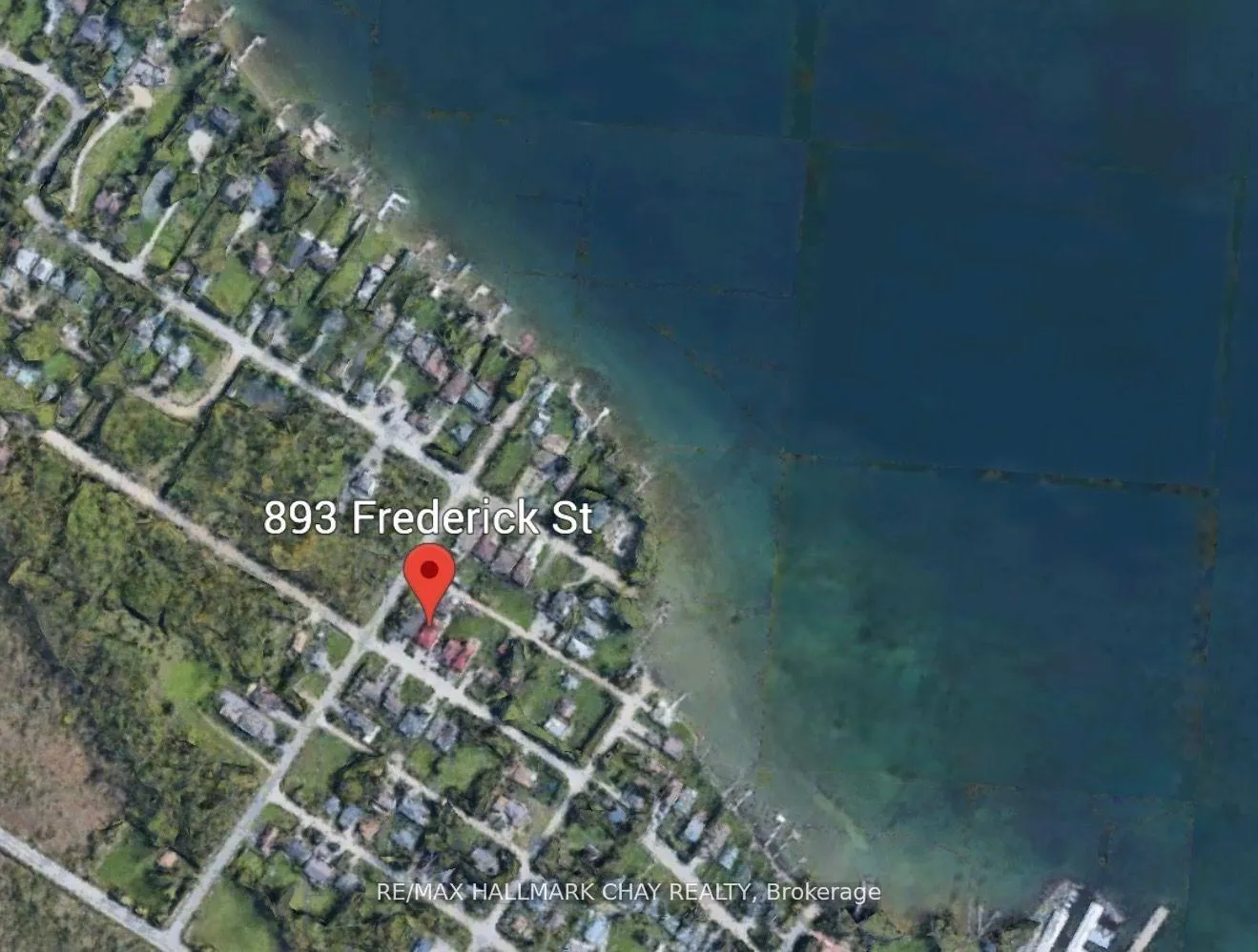 Photo 8 of Unit B, 893B Frederick Street, Innisfil, Rural Innisfil — HOMEH