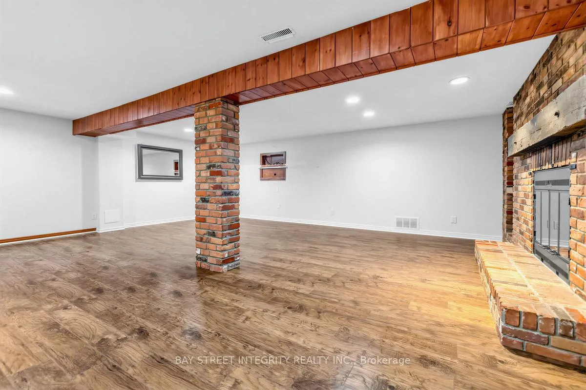 Photo 15 of 157 Orchard Heights Boulevard, Aurora, Aurora Heights — HOMEH