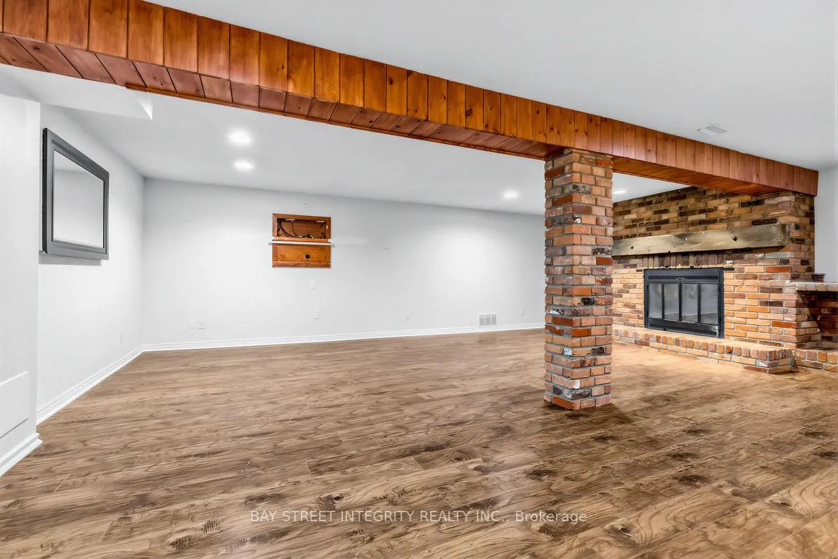 Photo 16 of 157 Orchard Heights Boulevard, Aurora, Aurora Heights — HOMEH