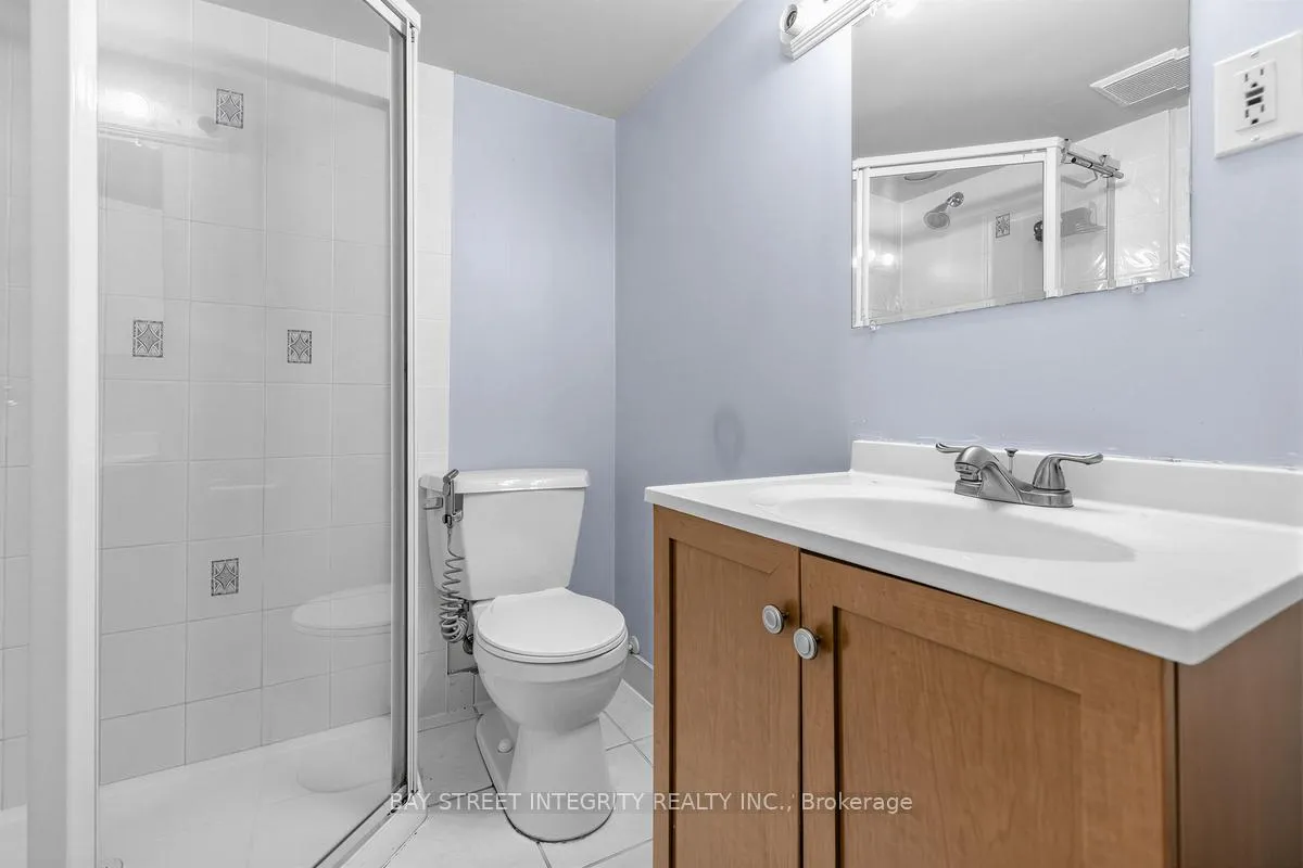 Photo 24 of 157 Orchard Heights Boulevard, Aurora, Aurora Heights — HOMEH