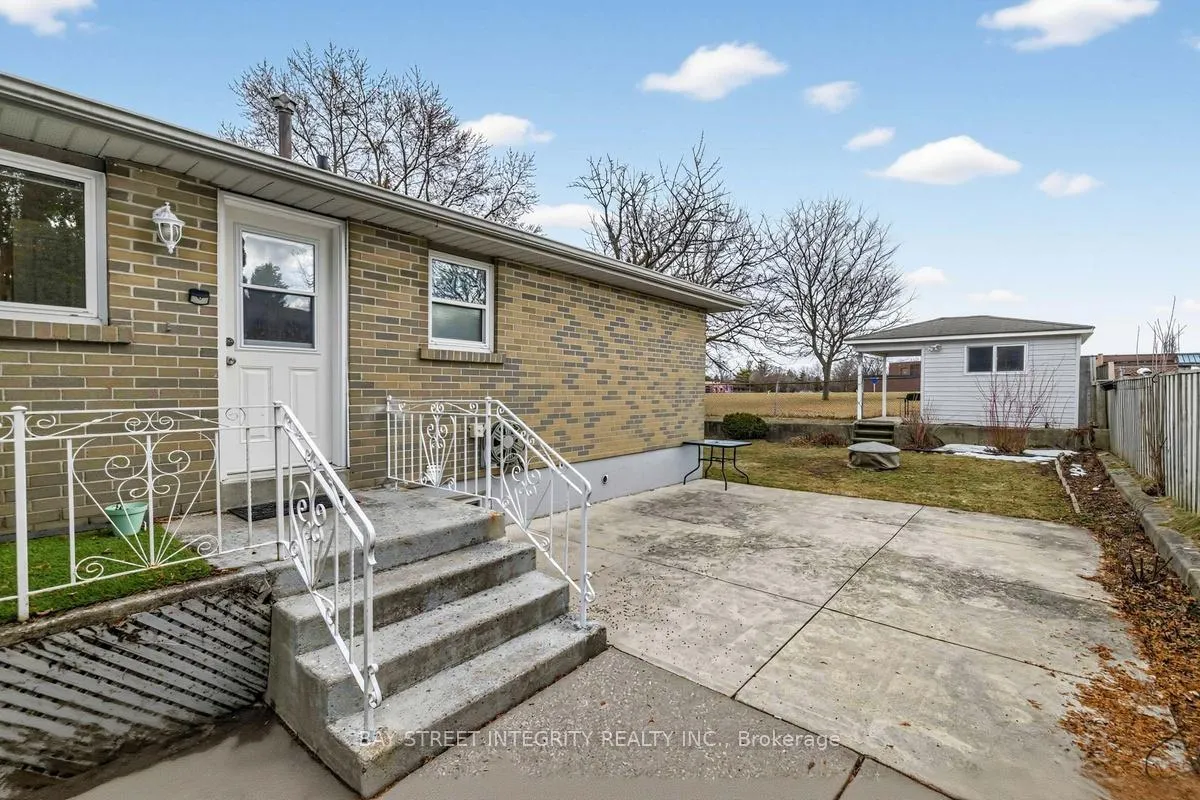 Photo 25 of 157 Orchard Heights Boulevard, Aurora, Aurora Heights — HOMEH