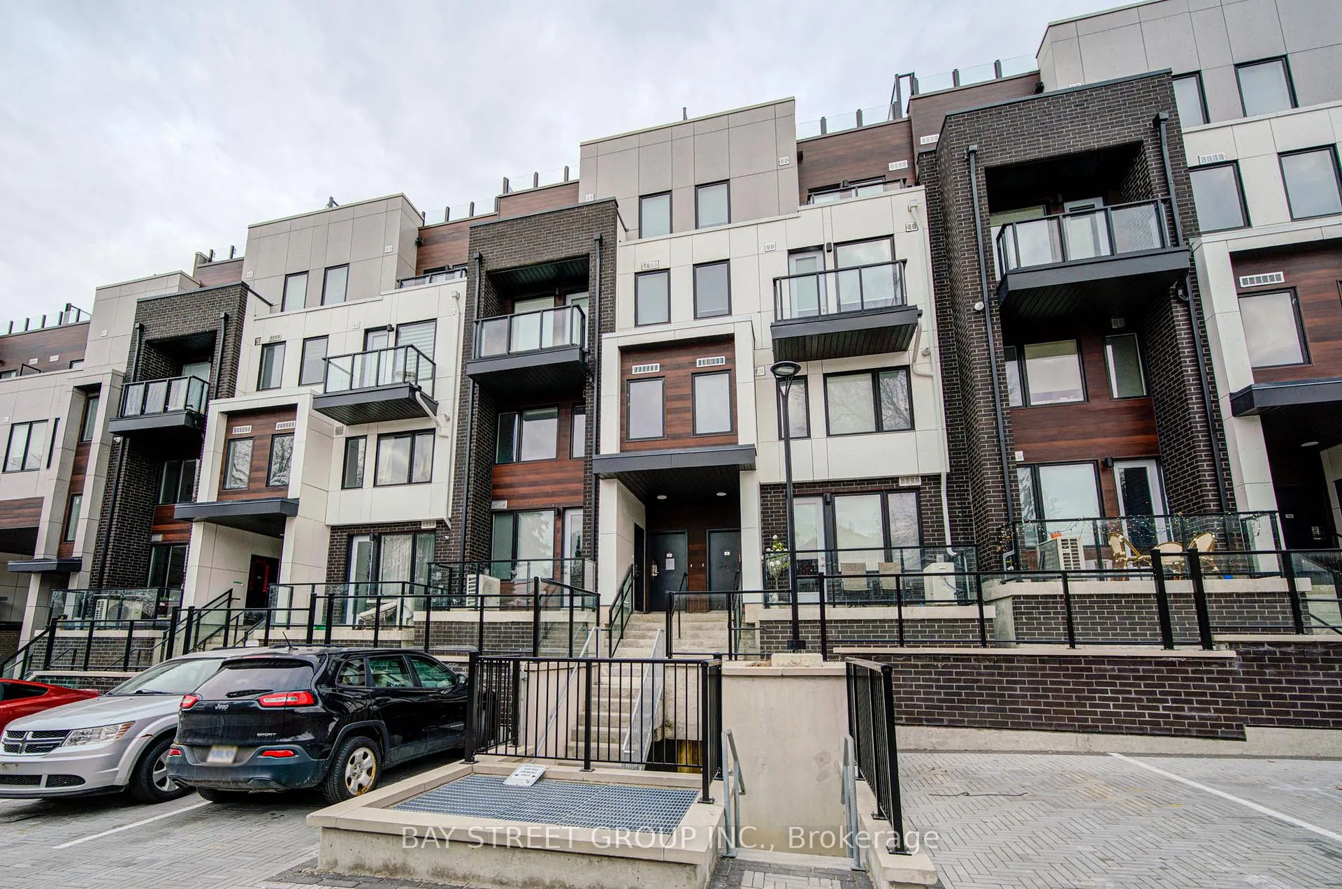 Front of Unit 7, 1479 O'Connor Drive