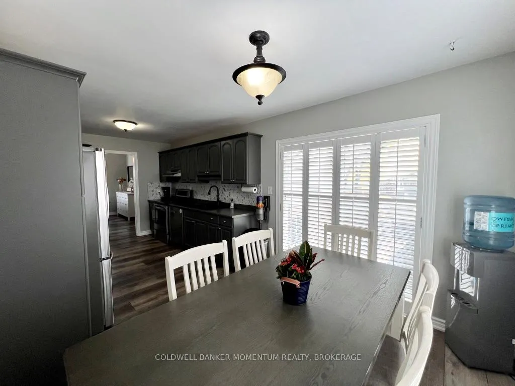 Photo 15 of 3933 Vineyard Crescent, Lincoln, Lincoln-Jordan/Vineland — HOMEH