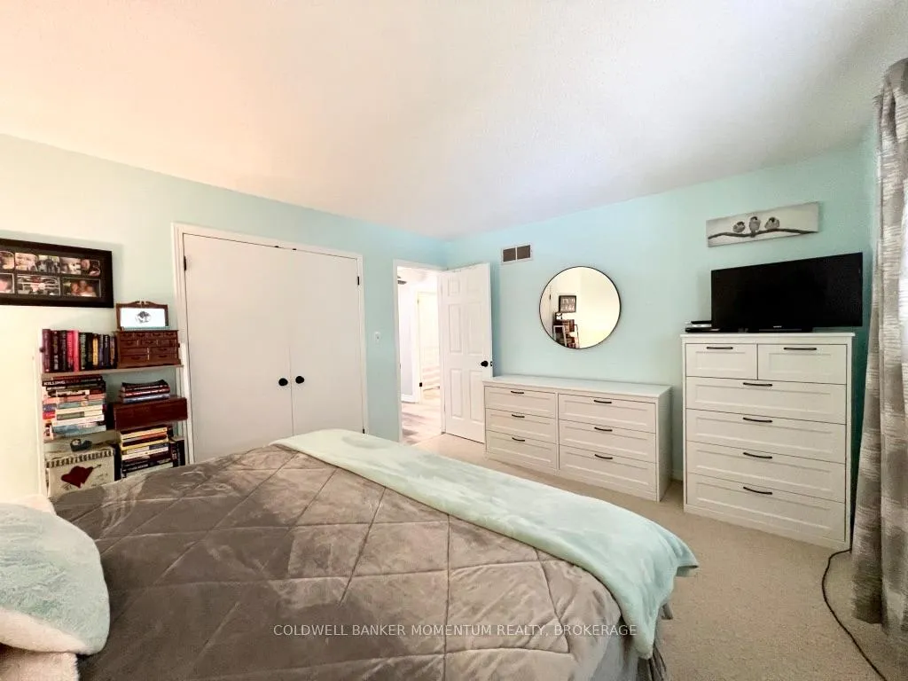 Photo 22 of 3933 Vineyard Crescent, Lincoln, Lincoln-Jordan/Vineland — HOMEH