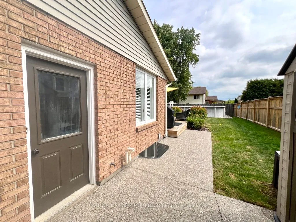 Photo 40 of 3933 Vineyard Crescent, Lincoln, Lincoln-Jordan/Vineland — HOMEH