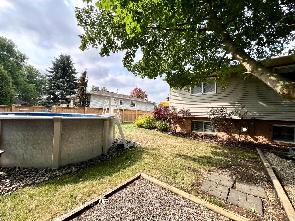 Photo 45 of 3933 Vineyard Crescent, Lincoln, Lincoln-Jordan/Vineland — HOMEH