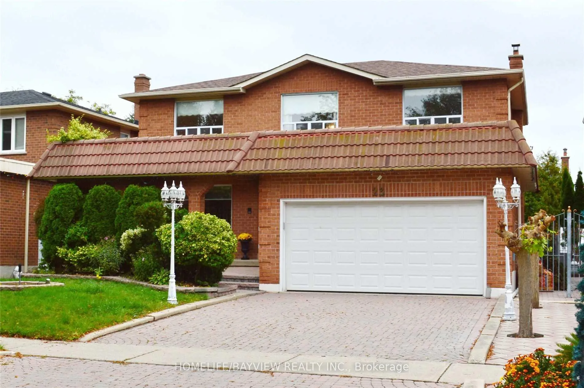 Photo 1 of 23 Arrowhead Drive, Vaughan, East Woodbridge — HOMEH