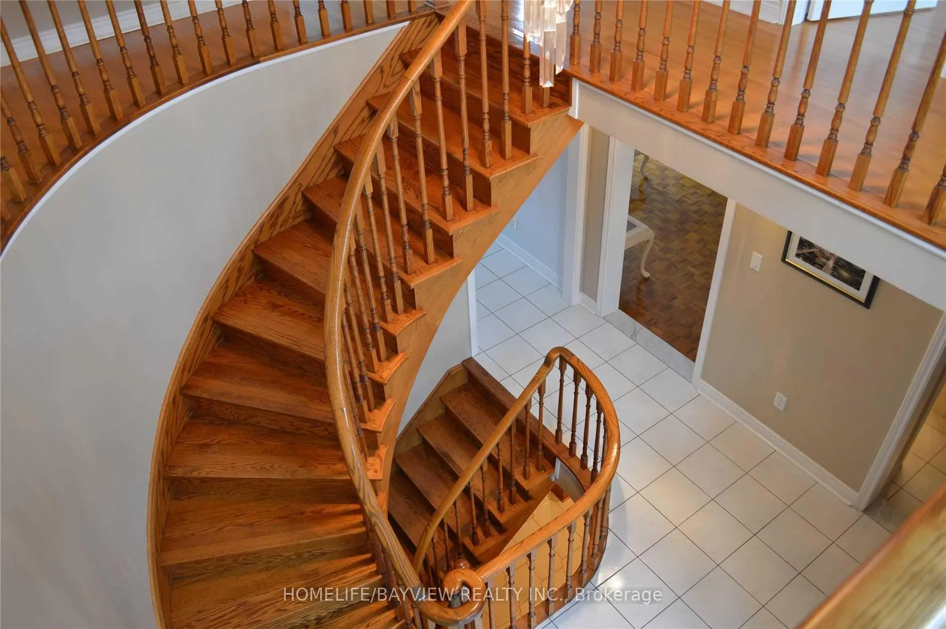 Photo 9 of 23 Arrowhead Drive, Vaughan, East Woodbridge — HOMEH