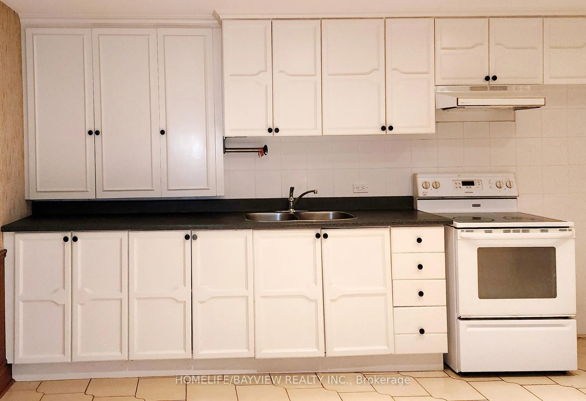 Photo 23 of 23 Arrowhead Drive, Vaughan, East Woodbridge — HOMEH