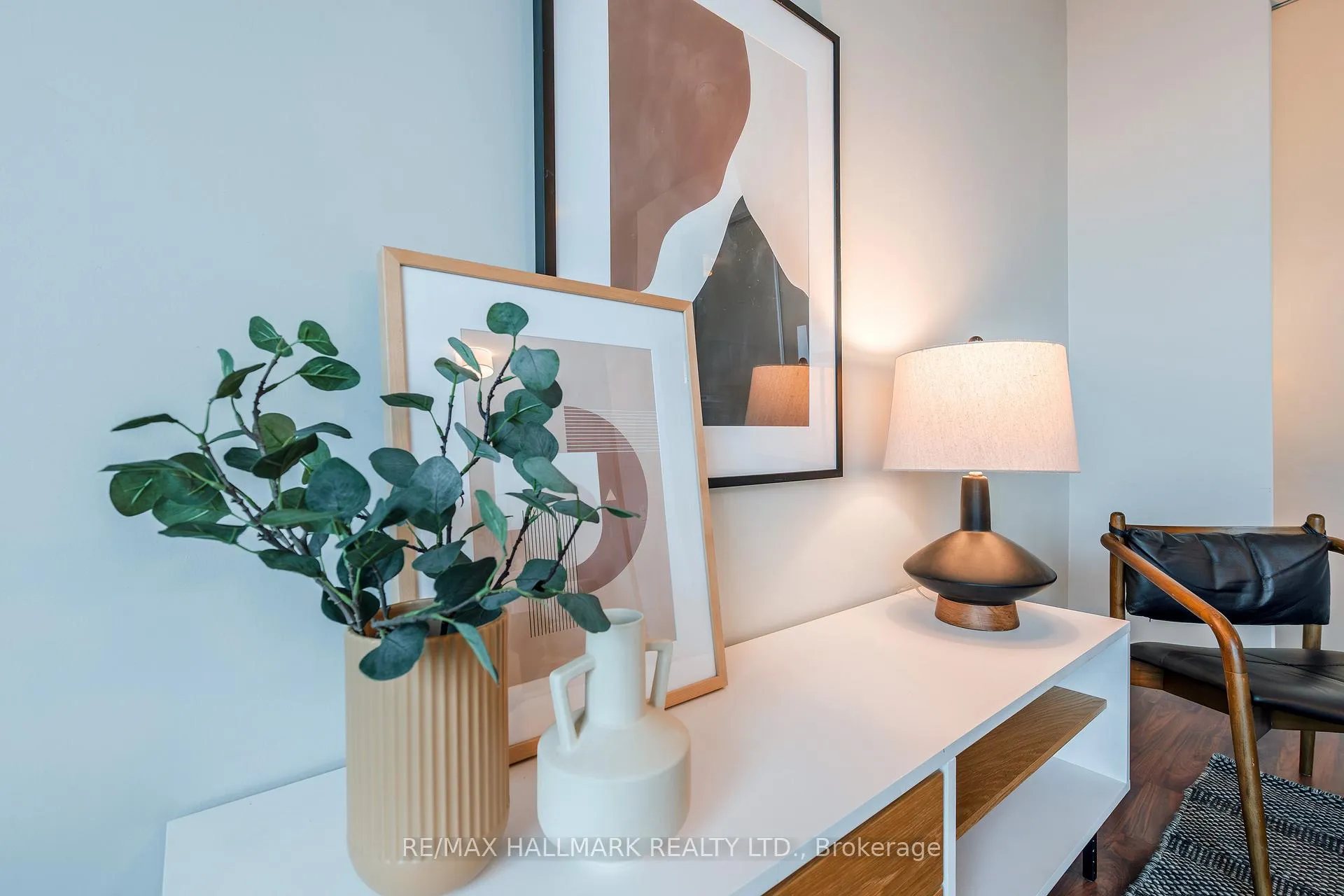 Photo 7 of Unit PH2, 35 Brian Peck Crescent, Toronto, Thorncliffe Park — HOMEH