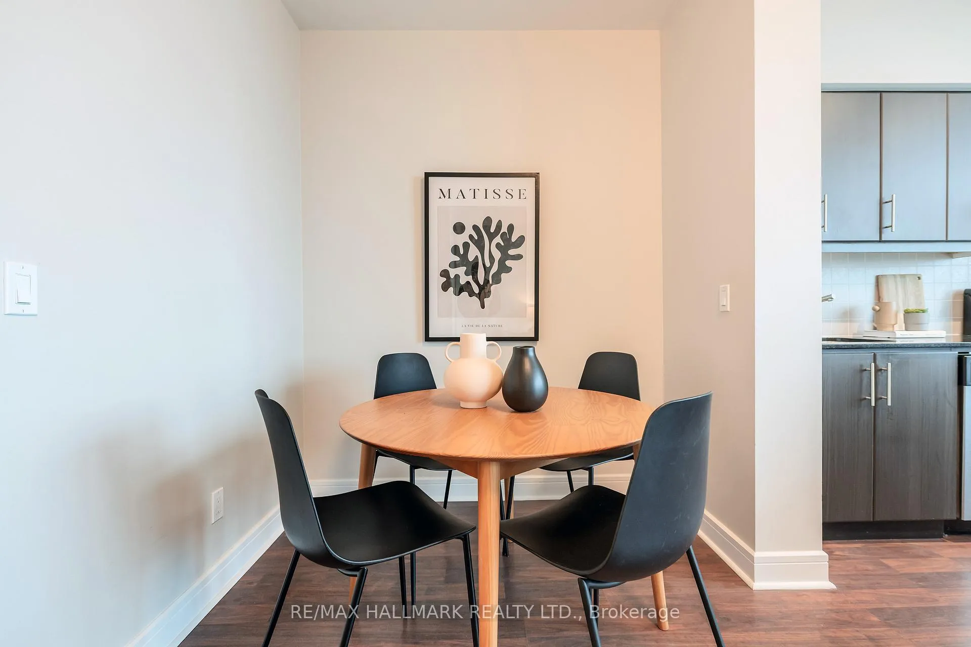 Photo 16 of Unit PH2, 35 Brian Peck Crescent, Toronto, Thorncliffe Park — HOMEH