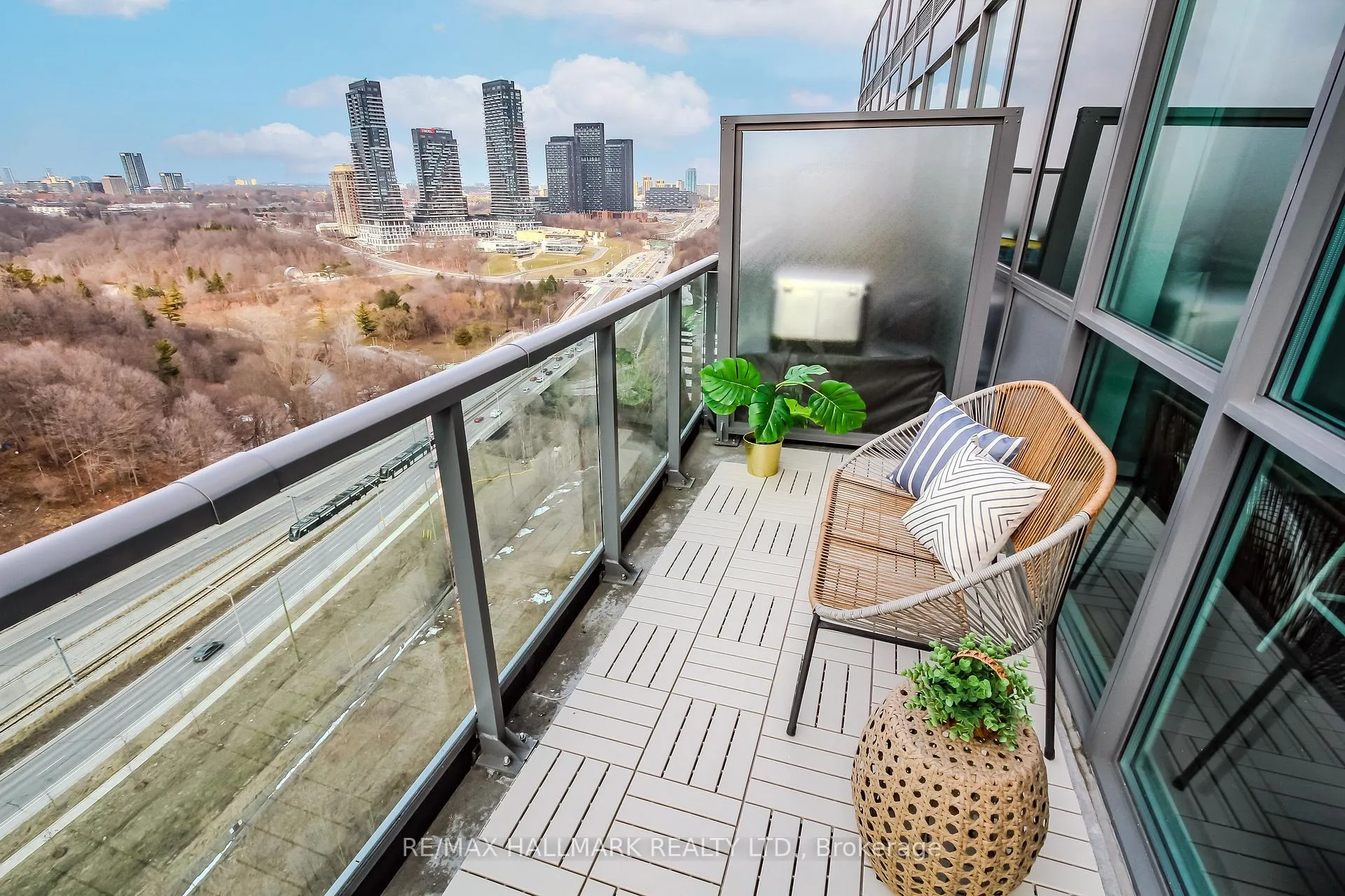 Photo 22 of Unit PH2, 35 Brian Peck Crescent, Toronto, Thorncliffe Park — HOMEH