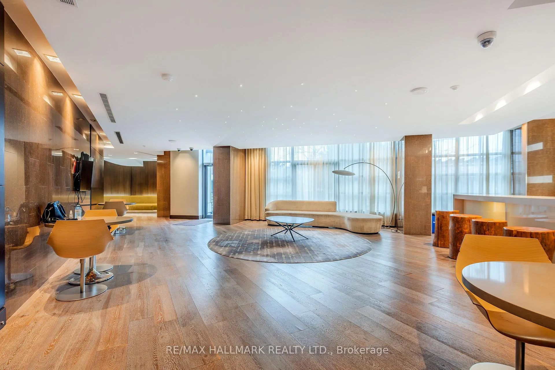 Photo 25 of Unit PH2, 35 Brian Peck Crescent, Toronto, Thorncliffe Park — HOMEH