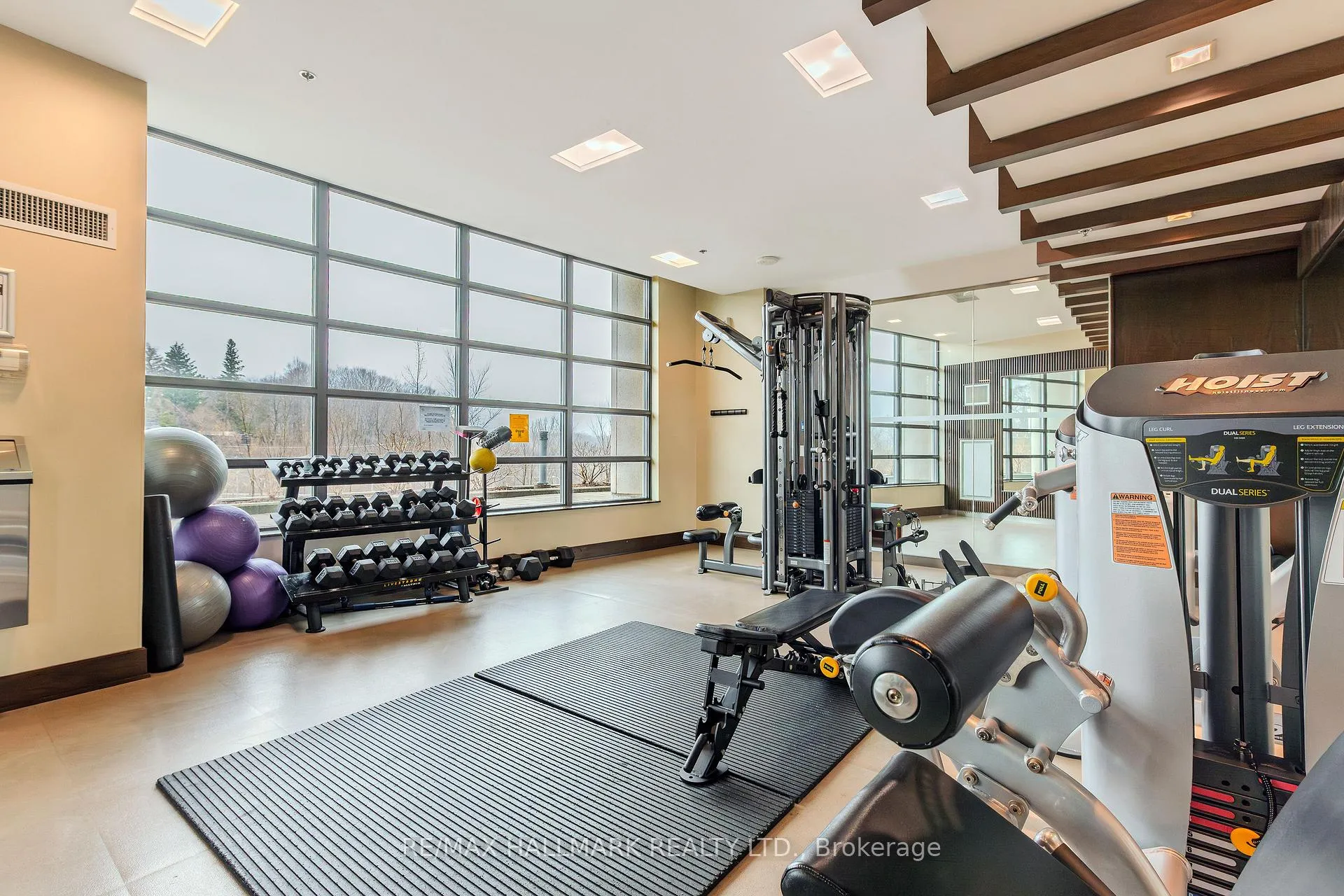 Photo 31 of Unit PH2, 35 Brian Peck Crescent, Toronto, Thorncliffe Park — HOMEH