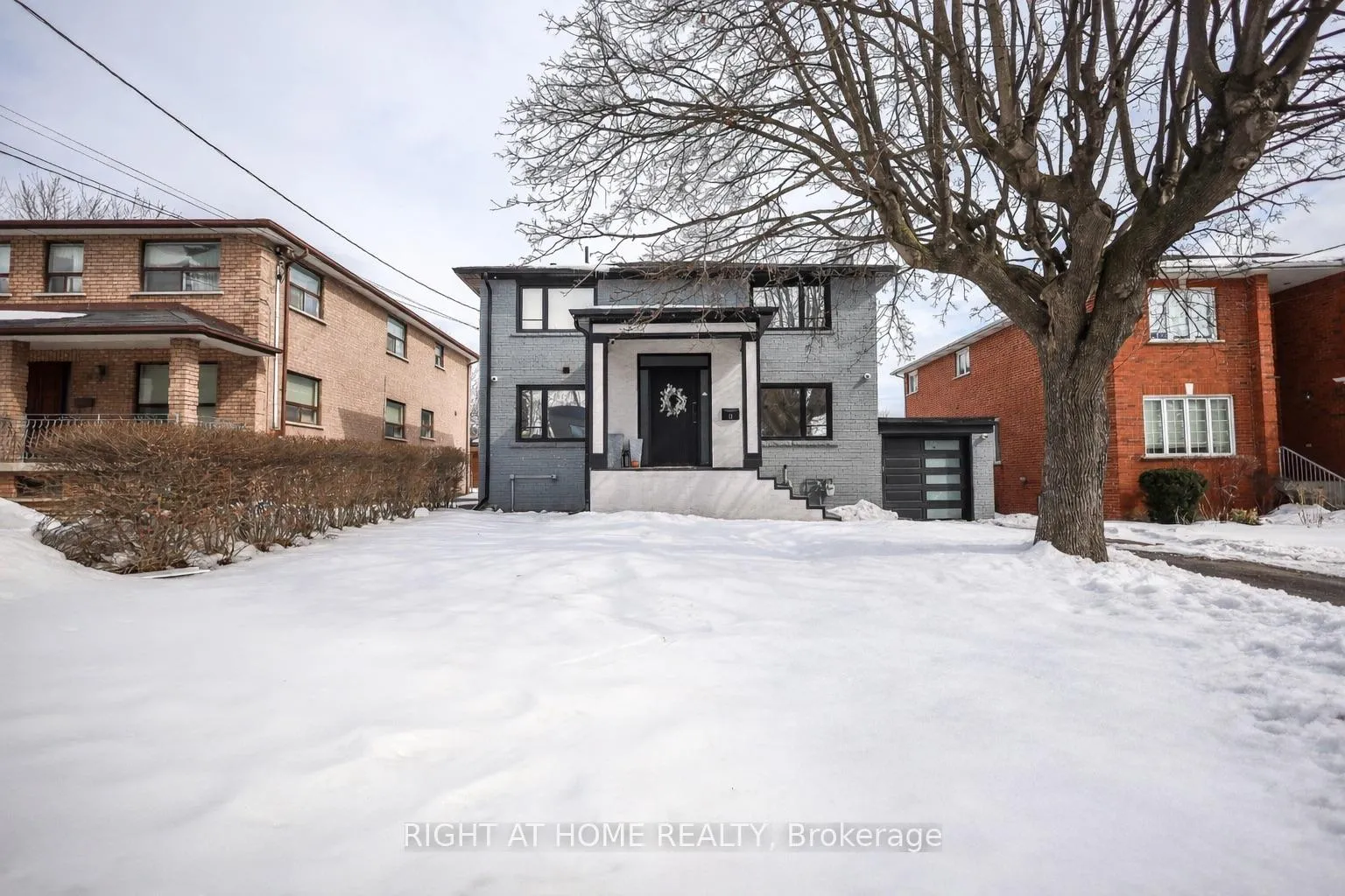 Photo 2 of 11 Sparta Road, North York, Maple Leaf — HOMEH