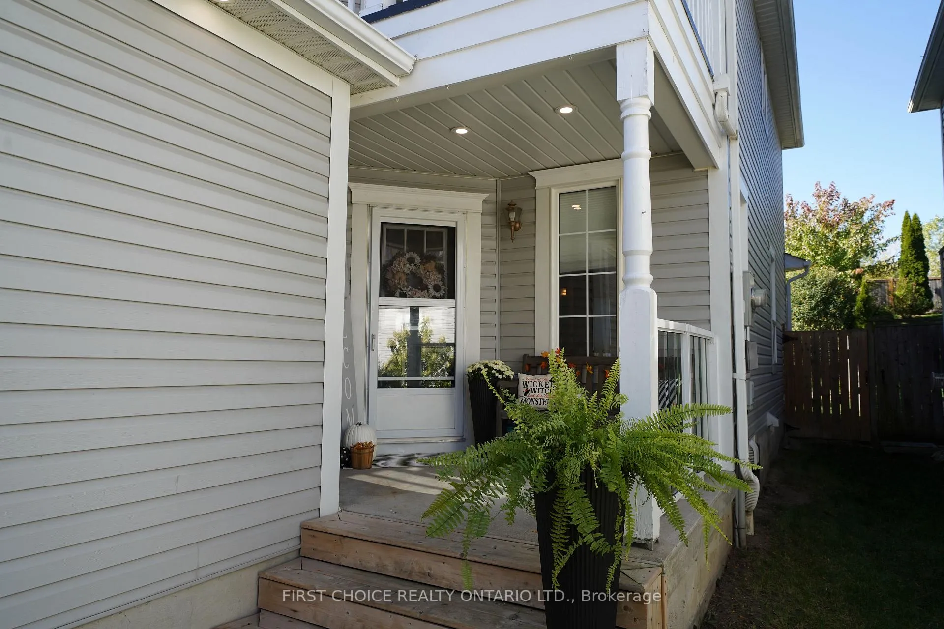 Photo 2 of 42 Gunning Crescent, New Tecumseth, Tottenham — HOMEH
