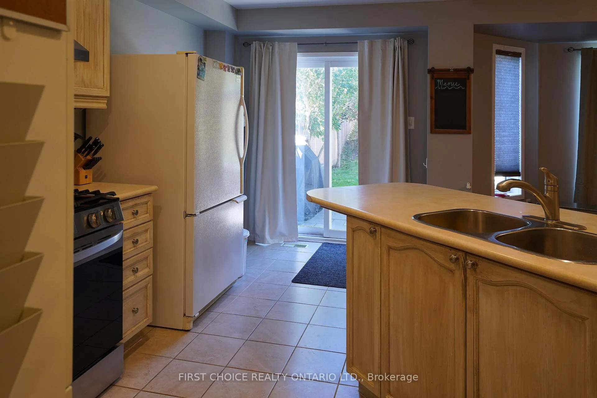 Photo 12 of 42 Gunning Crescent, New Tecumseth, Tottenham — HOMEH