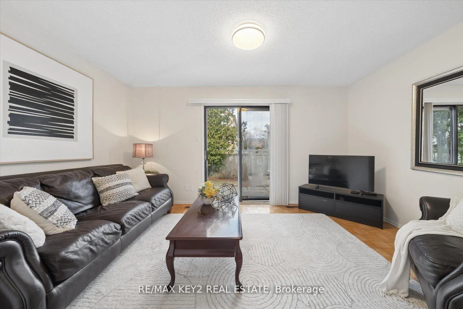 Photo 17 of 54 Silbury Drive, Scarborough, Agincourt North — HOMEH