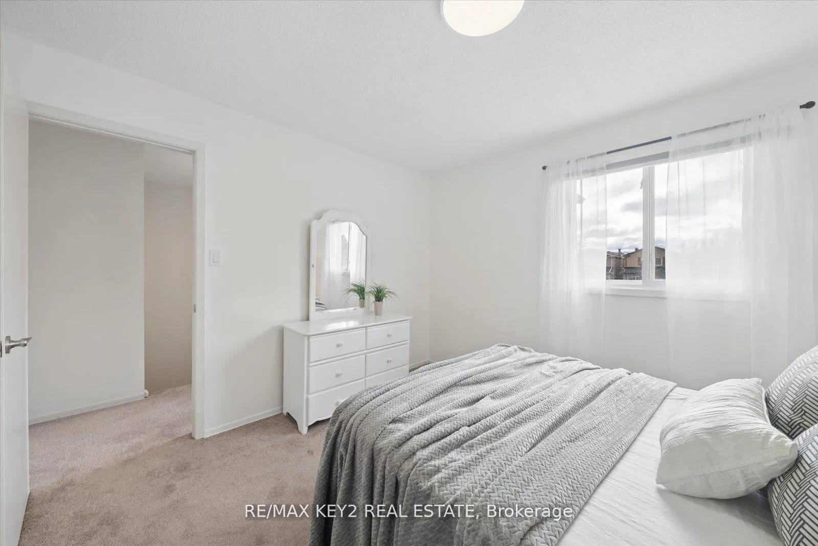 Photo 29 of 54 Silbury Drive, Scarborough, Agincourt North — HOMEH