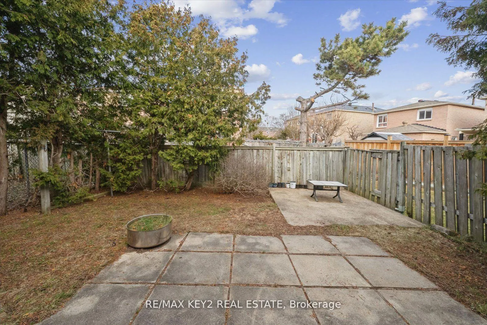 Photo 34 of 54 Silbury Drive, Scarborough, Agincourt North — HOMEH