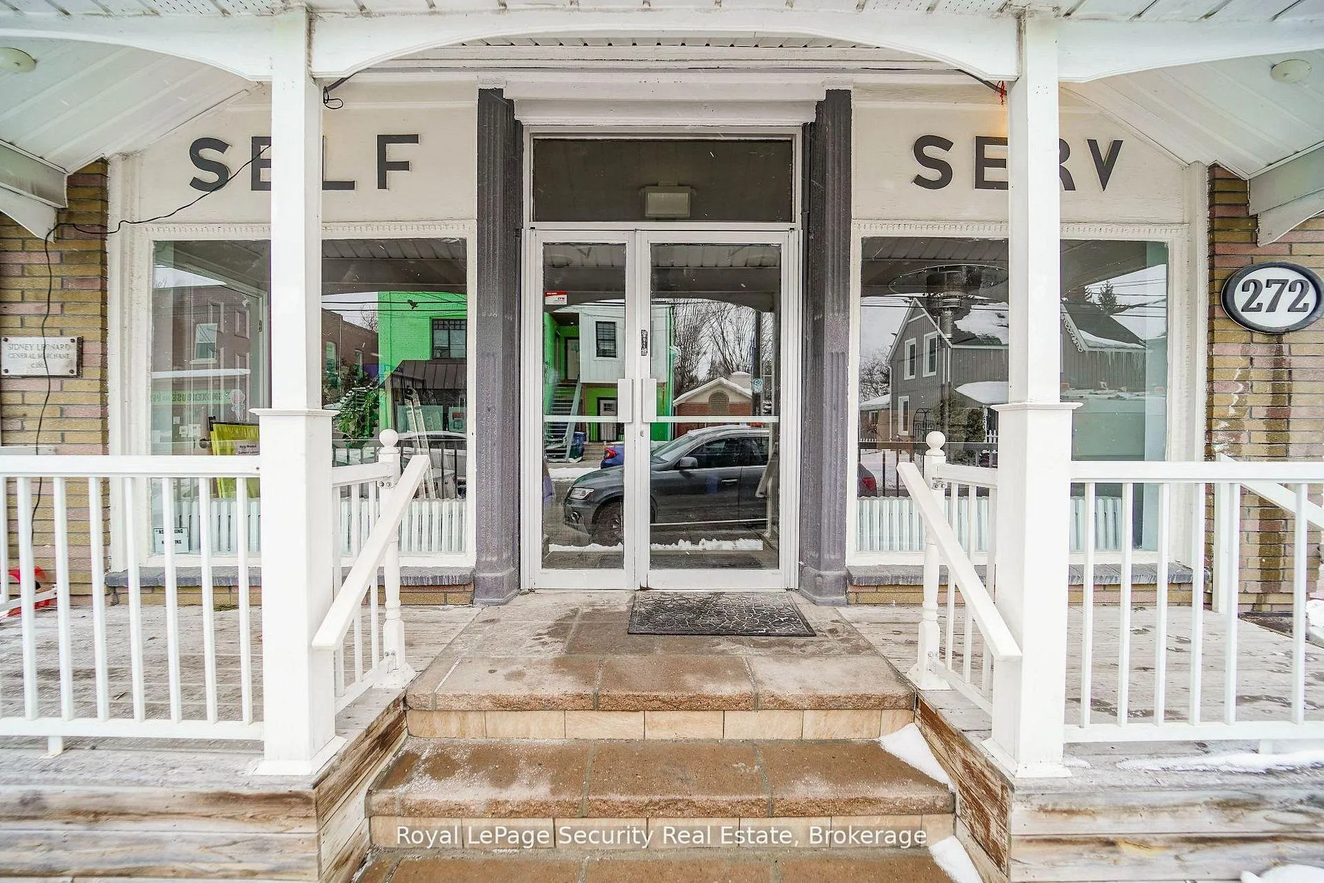 Photo 4 of 272 Main Street, King, Schomberg — HOMEH
