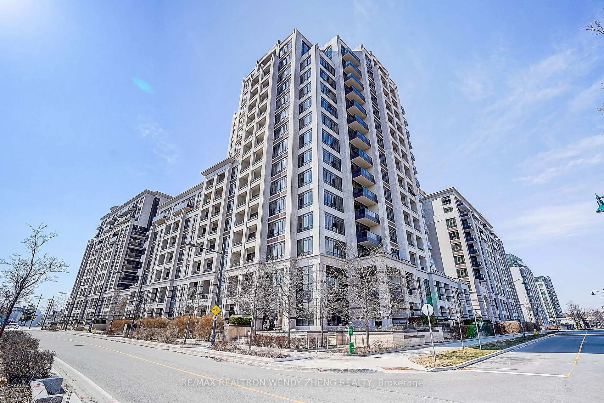Photo 1 of Unit 808, 38 Cedarland Drive, Markham, Unionville — HOMEH