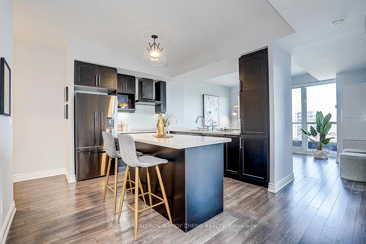 Photo 5 of Unit 808, 38 Cedarland Drive, Markham, Unionville — HOMEH
