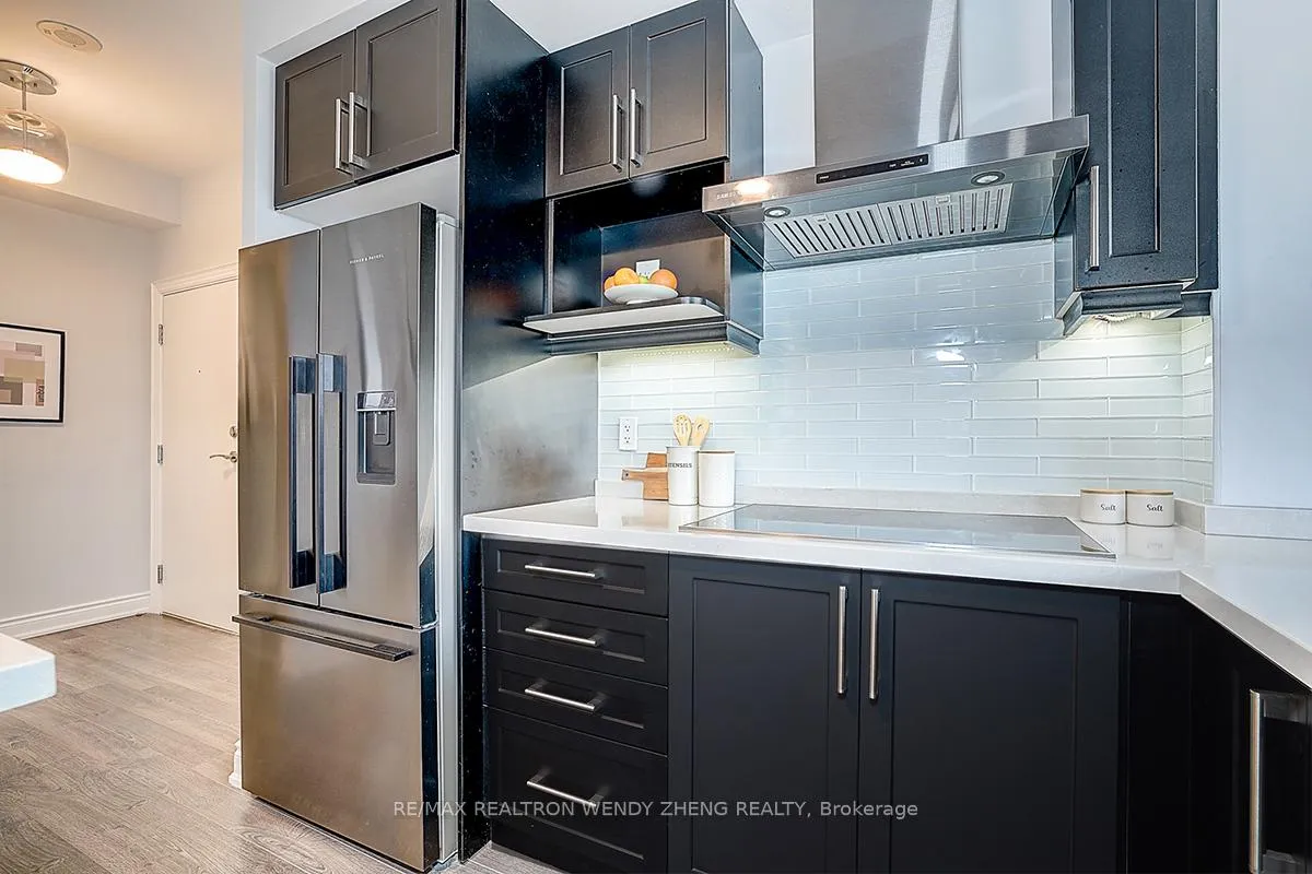 Photo 10 of Unit 808, 38 Cedarland Drive, Markham, Unionville — HOMEH