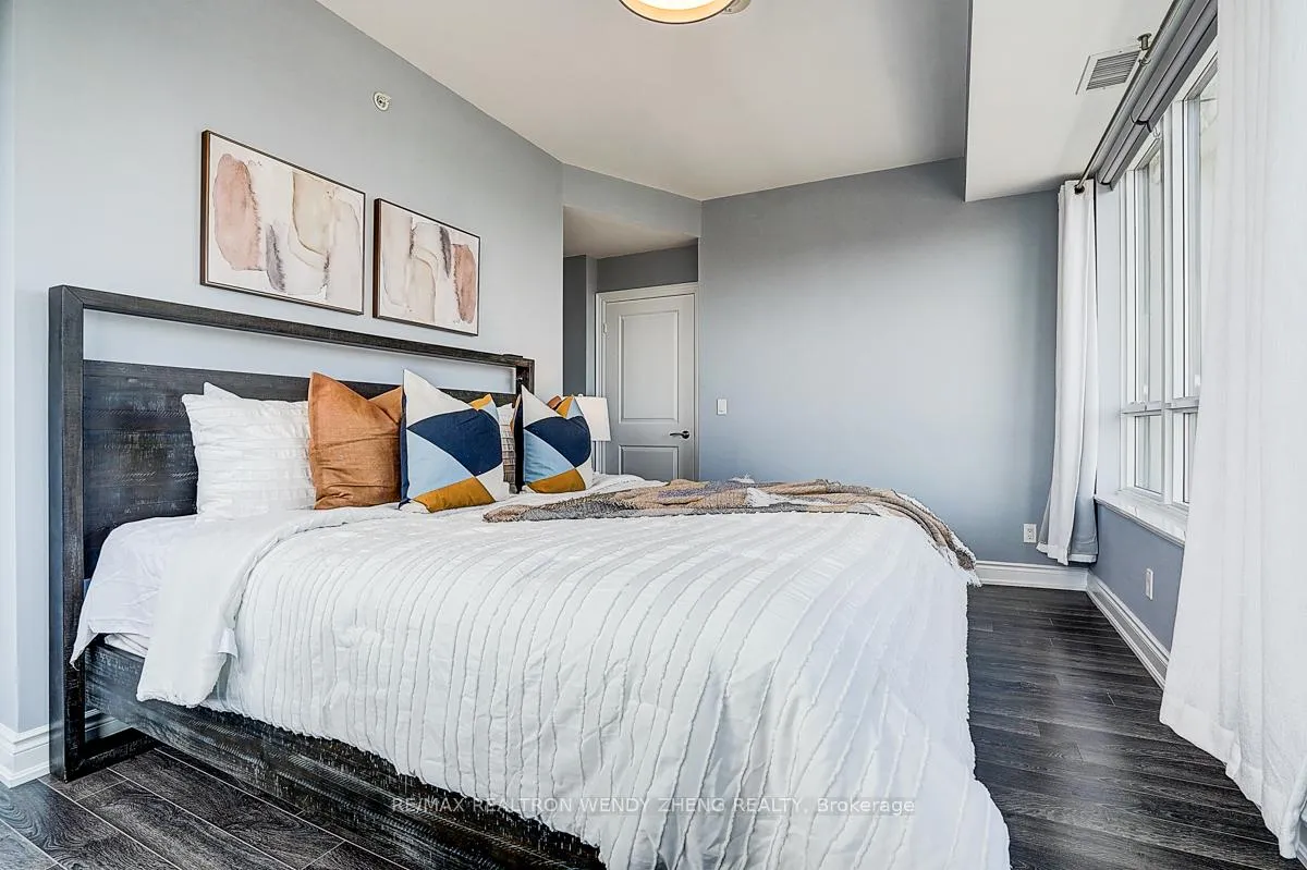 Photo 23 of Unit 808, 38 Cedarland Drive, Markham, Unionville — HOMEH