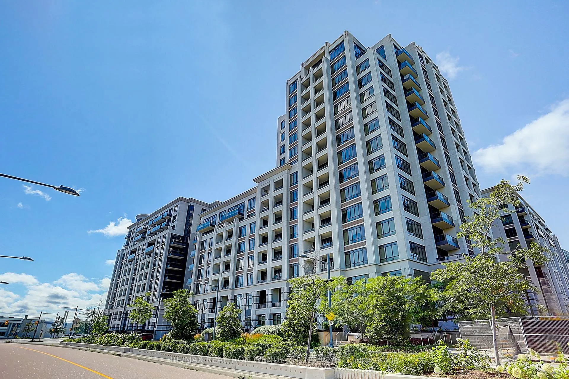 Photo 42 of Unit 808, 38 Cedarland Drive, Markham, Unionville — HOMEH