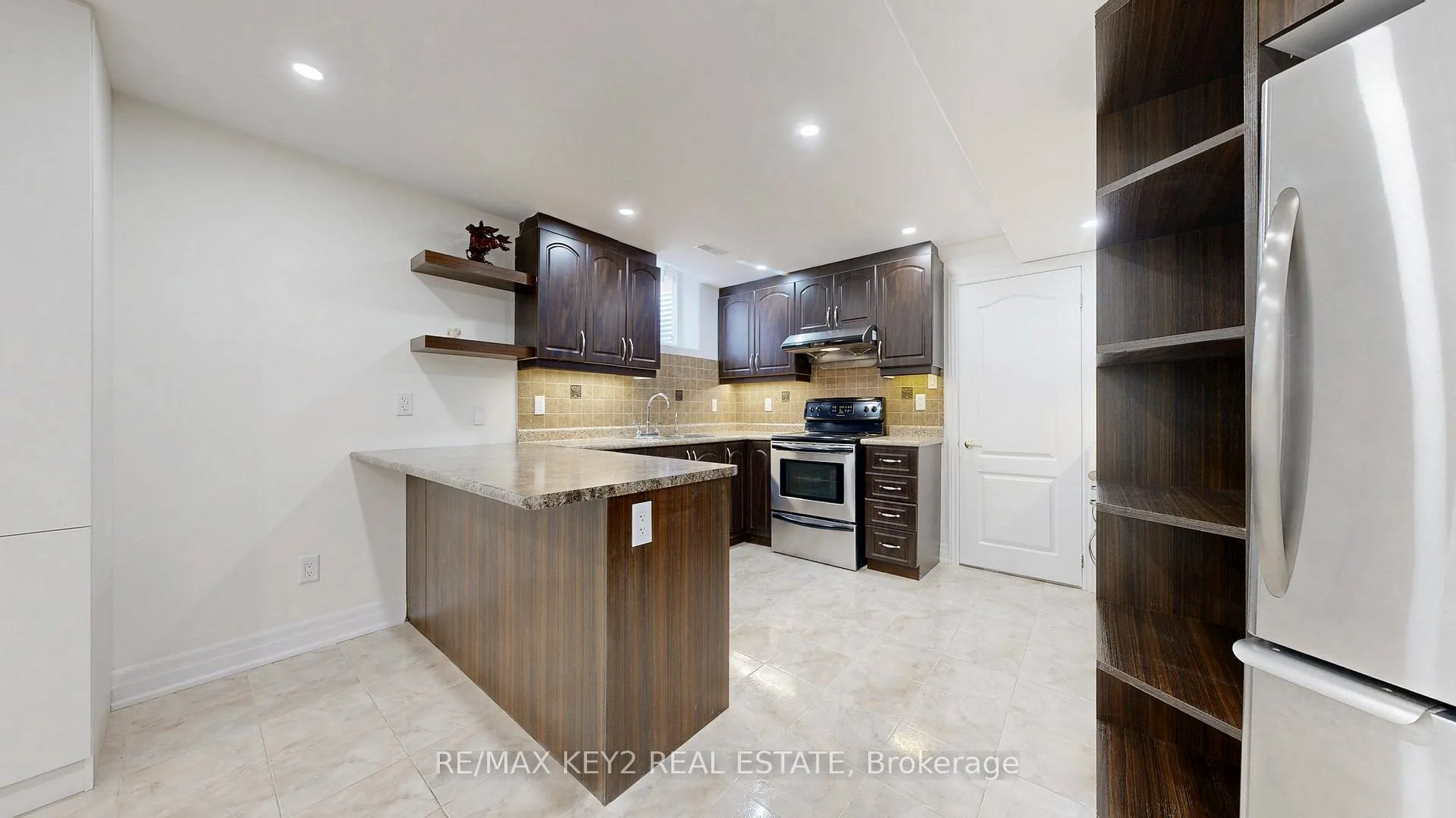 Photo 2 of Unit BSMT, 54 Oakford Drive, Markham, Cachet — HOMEH