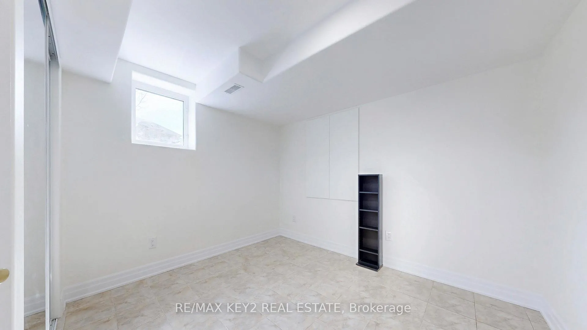 Photo 8 of Unit BSMT, 54 Oakford Drive, Markham, Cachet — HOMEH