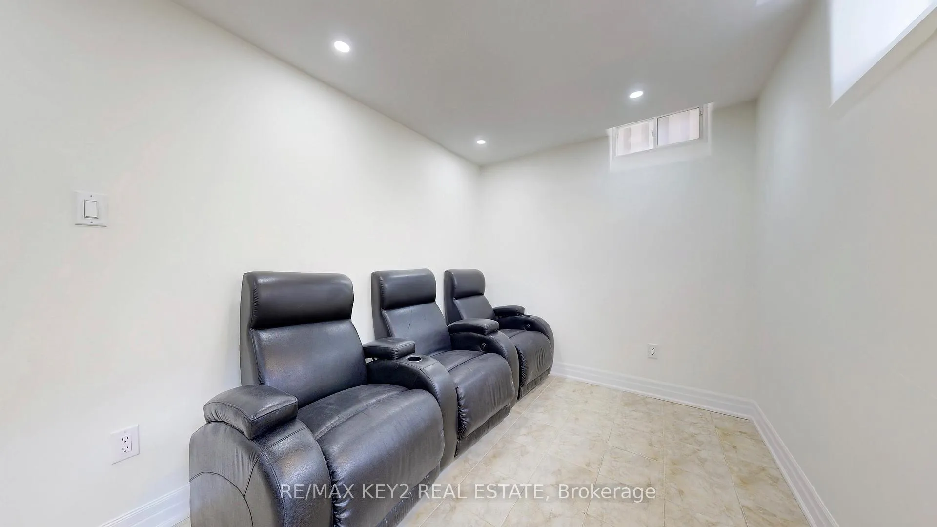Photo 11 of Unit BSMT, 54 Oakford Drive, Markham, Cachet — HOMEH