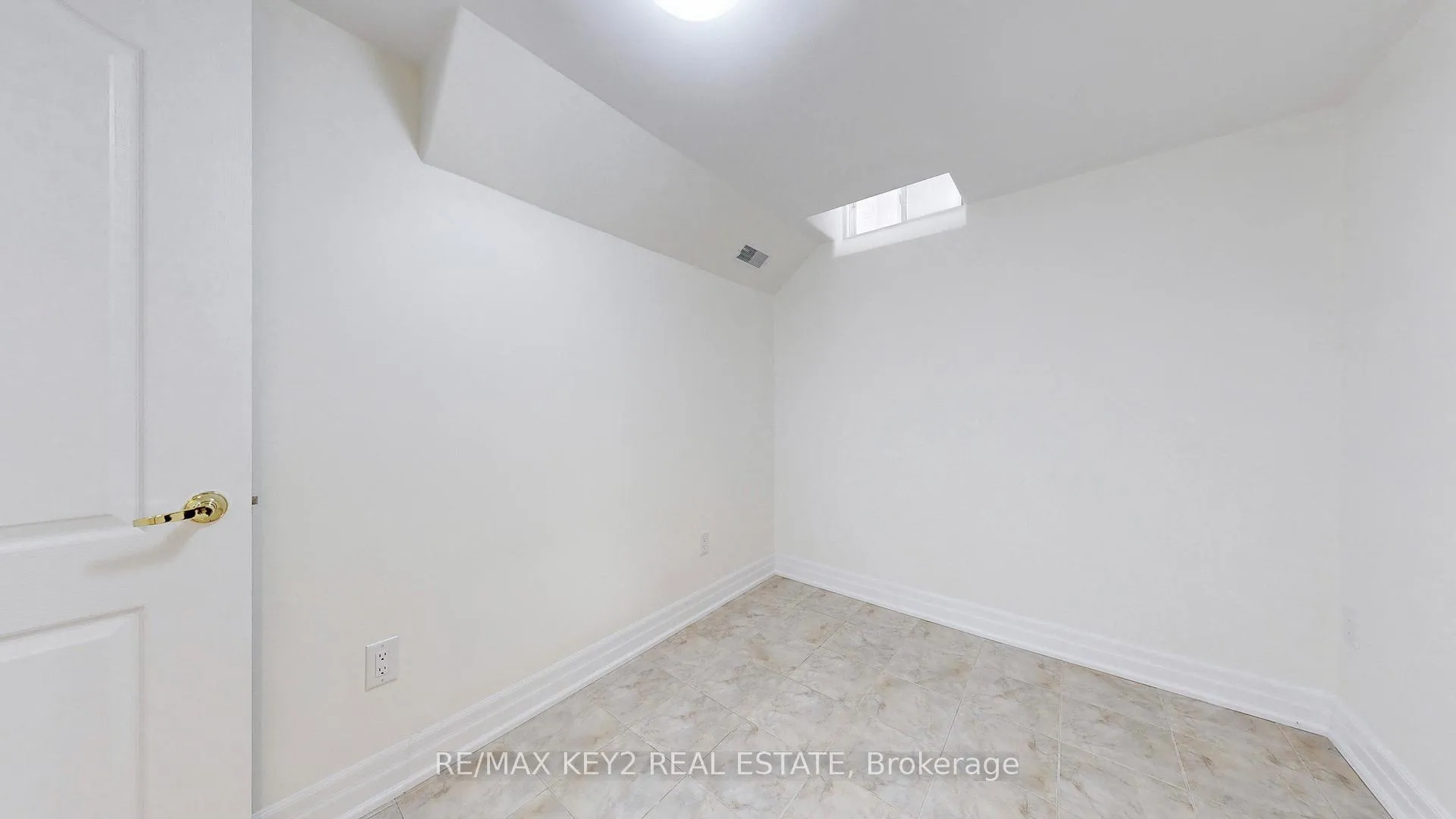 Photo 23 of Unit BSMT, 54 Oakford Drive, Markham, Cachet — HOMEH