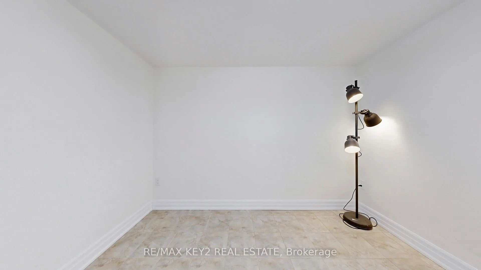 Photo 24 of Unit BSMT, 54 Oakford Drive, Markham, Cachet — HOMEH