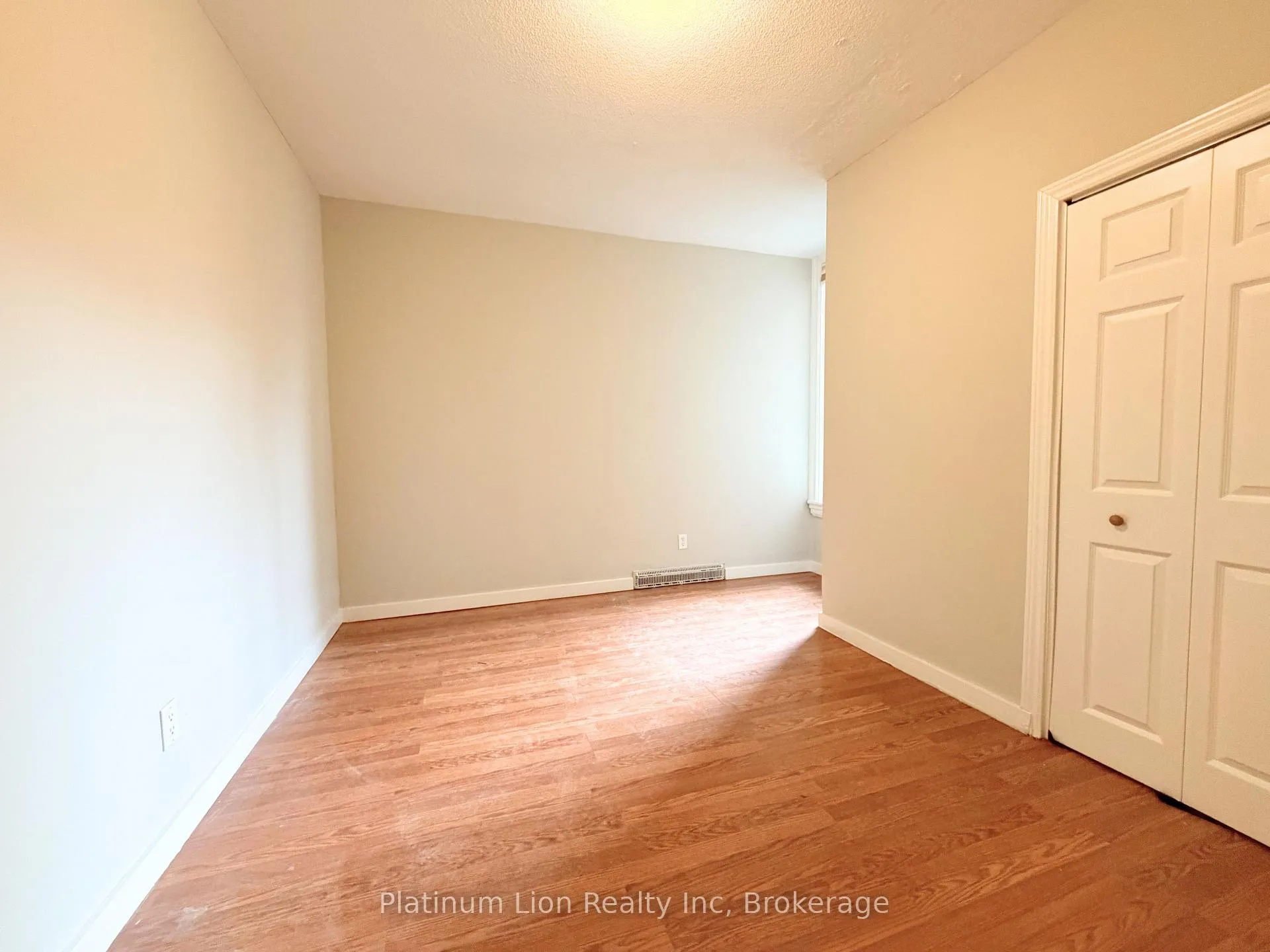 Photo 8 of Unit 1, 92 Grant Avenue, Hamilton, Stinson — HOMEH