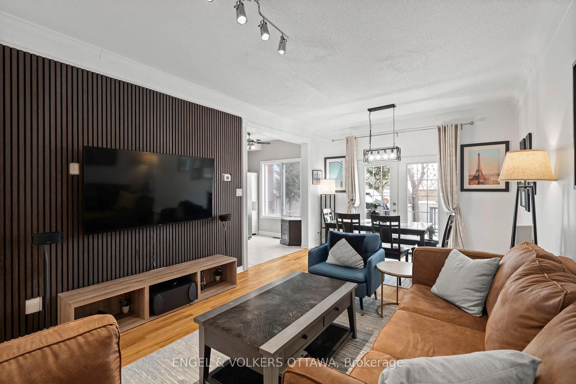 Photo 6 of 37 Laumann Court, Ottawa, Stittsville (Central) — HOMEH