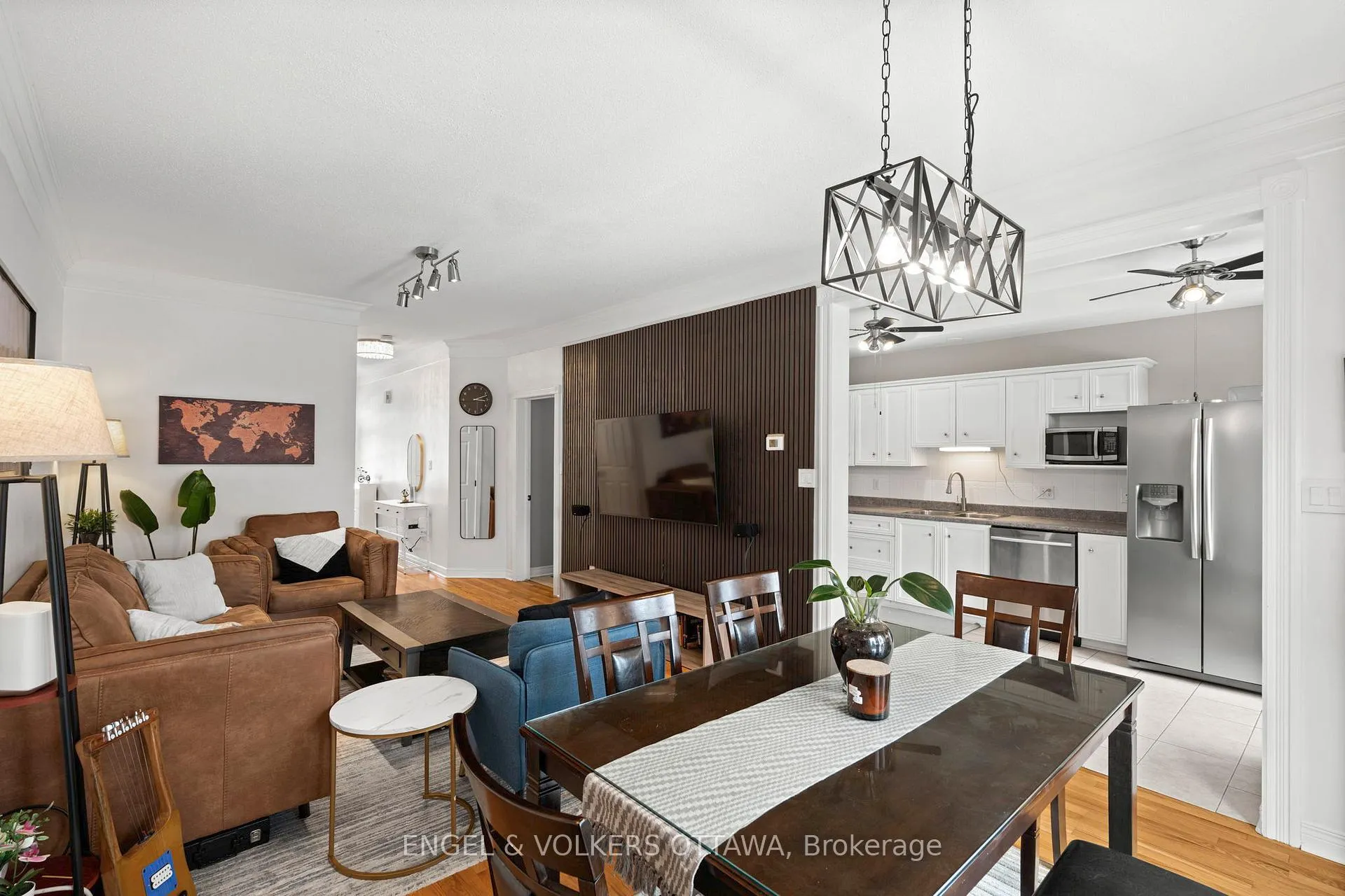 Photo 11 of 37 Laumann Court, Ottawa, Stittsville (Central) — HOMEH