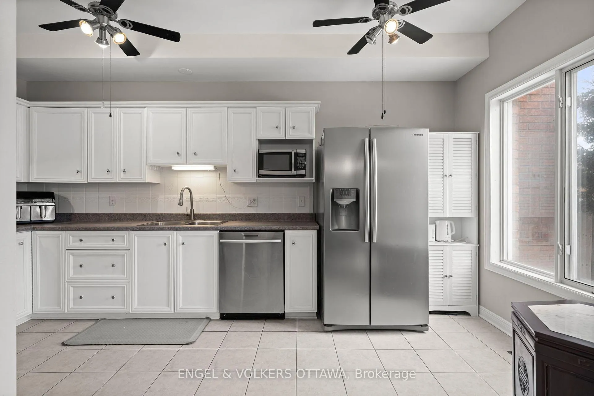 Photo 15 of 37 Laumann Court, Ottawa, Stittsville (Central) — HOMEH