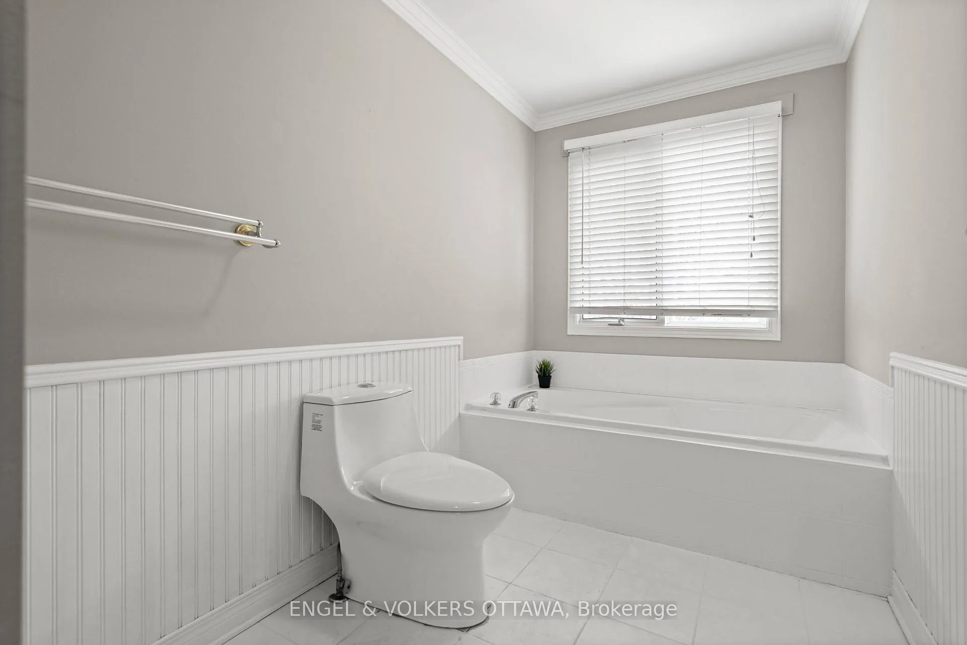 Photo 21 of 37 Laumann Court, Ottawa, Stittsville (Central) — HOMEH