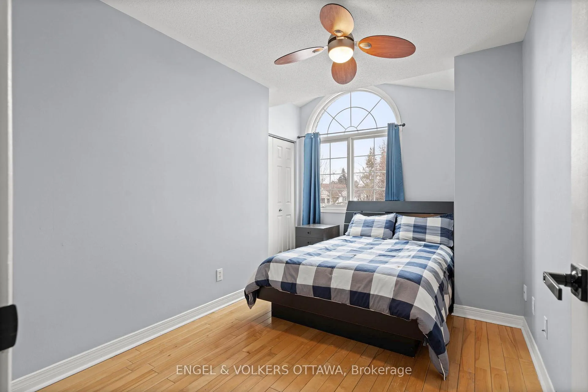 Photo 25 of 37 Laumann Court, Ottawa, Stittsville (Central) — HOMEH