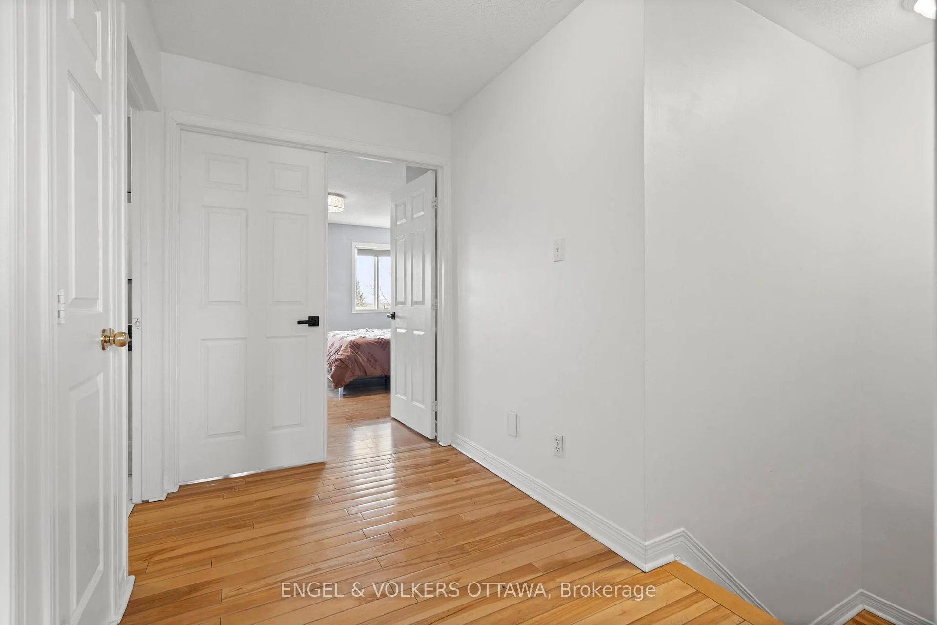 Photo 27 of 37 Laumann Court, Ottawa, Stittsville (Central) — HOMEH