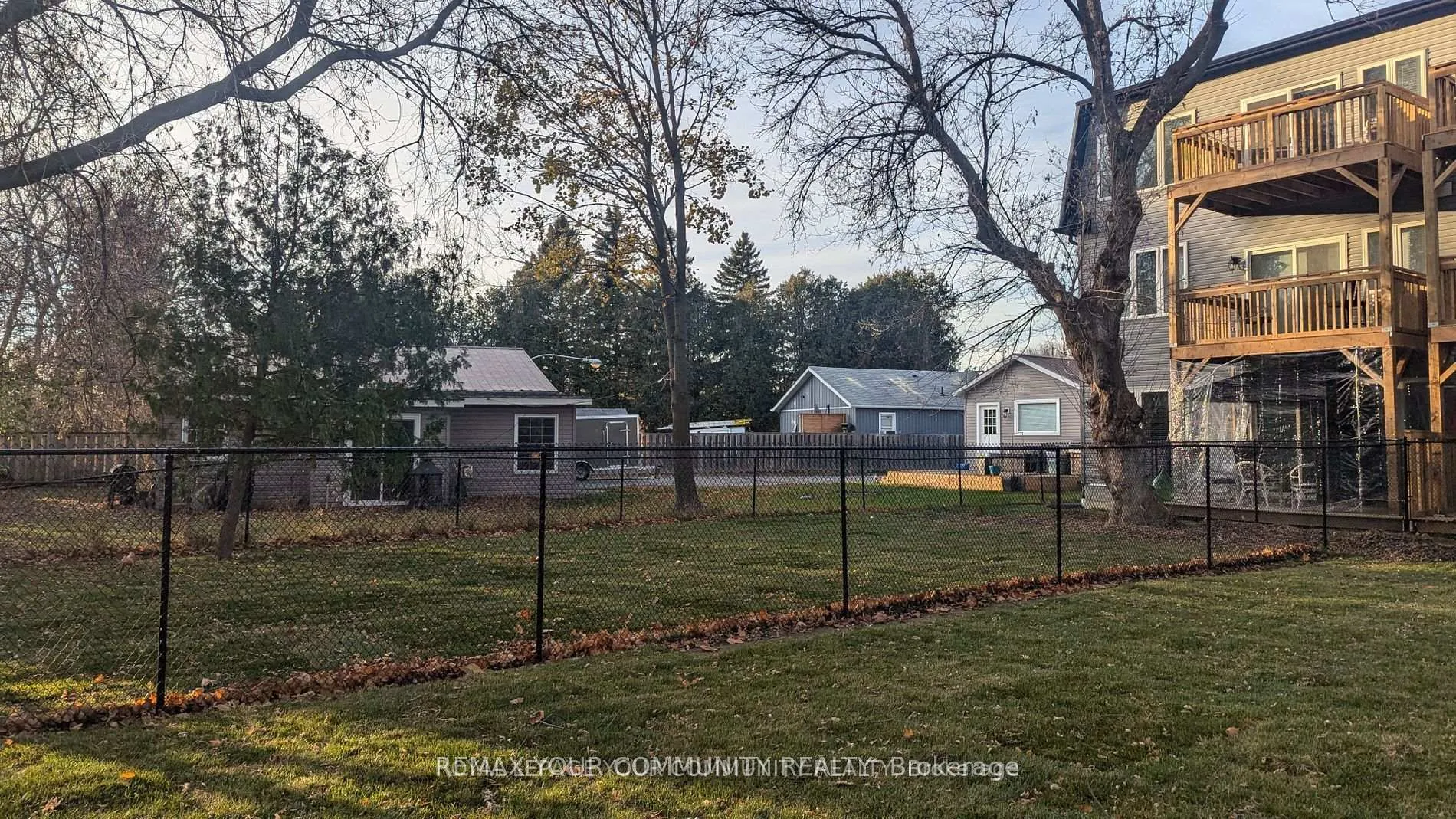 Photo 14 of Unit 2nd Floor, 9 Biscayne Boulevard, Georgina, Keswick South — HOMEH