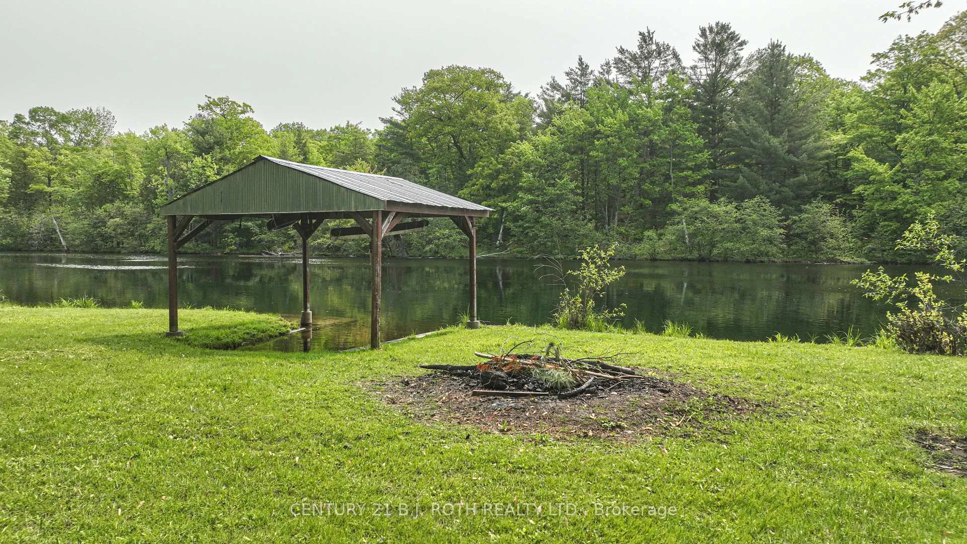 Photo 4 of 3456 Jean Street, Severn, Washago — HOMEH