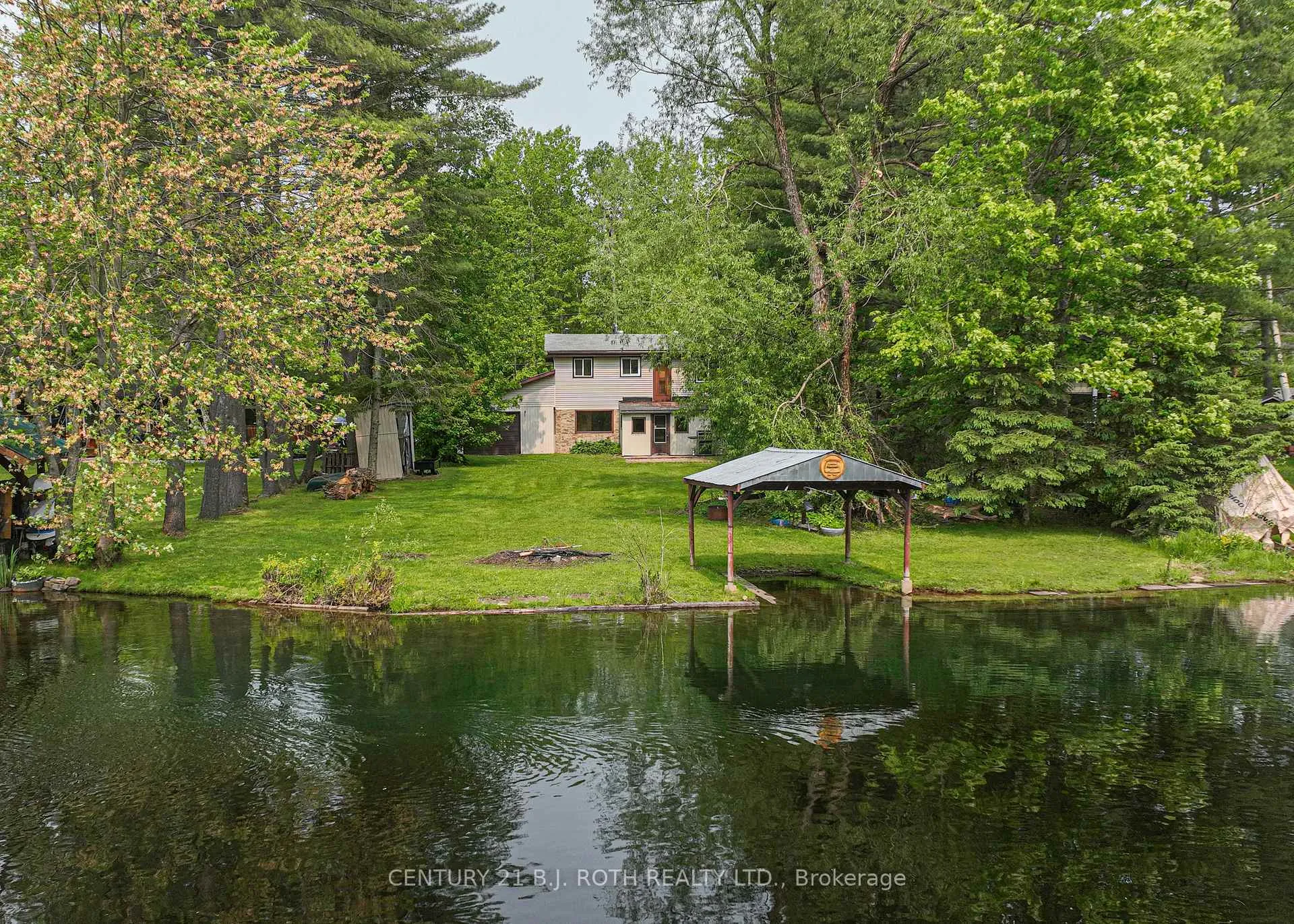 Photo 8 of 3456 Jean Street, Severn, Washago — HOMEH