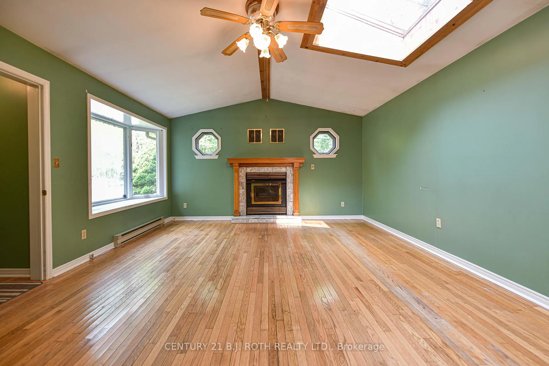 Photo 13 of 3456 Jean Street, Severn, Washago — HOMEH