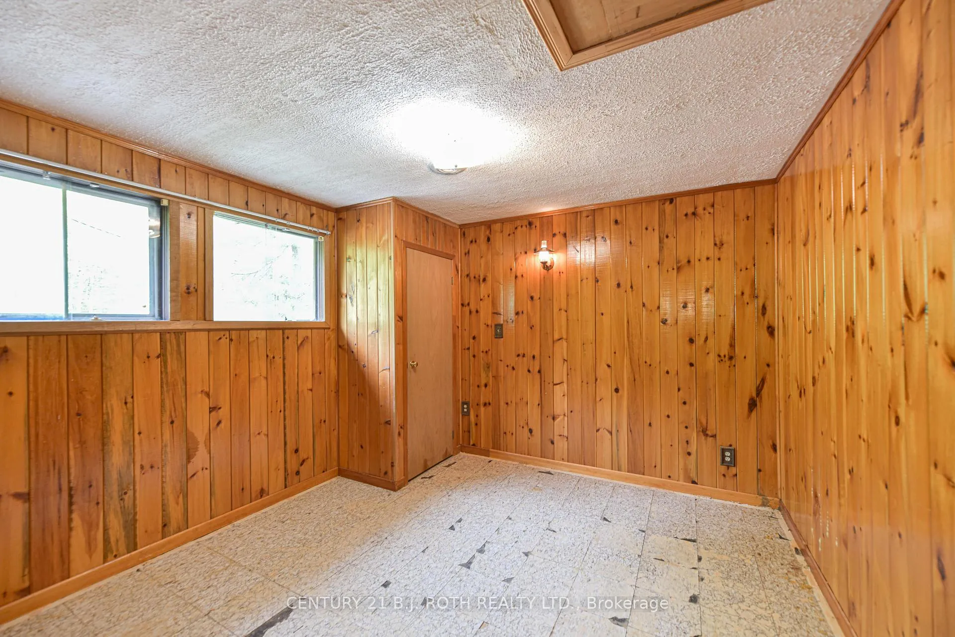 Photo 28 of 3456 Jean Street, Severn, Washago — HOMEH